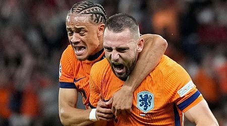 Netherlands to face England in last four after Turkey turnaround