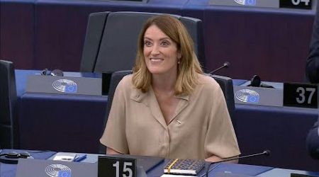 Parlamento Europeu reelege Roberta Metsola como presidente | AFP