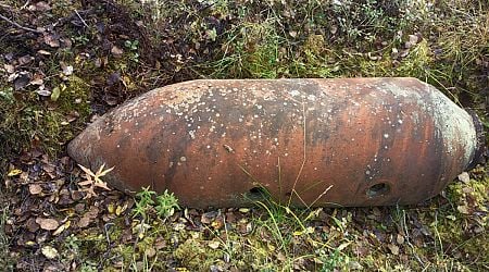Unexploded WWII bombs found near railway bridge in Moordrecht