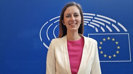 Vazrazhdane Will Raise Issue of Referendum for Keeping Bulgarian Lev at EU level - MEP Rada Laykova 