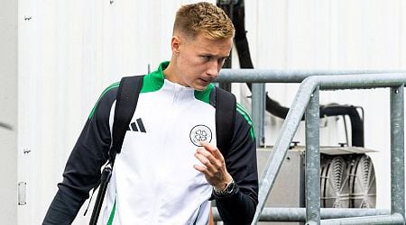 Finland goalkeeper Sinisalo becomes Celtic's first summer signing