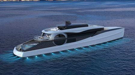 Hype-R Yacht