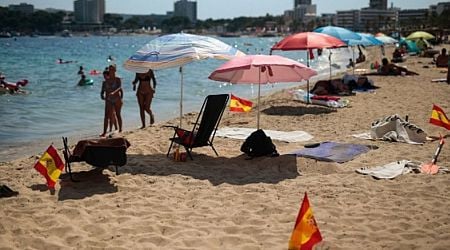 Tourists in Spain urged to 'stay safe' as 'extreme risk' warning issued