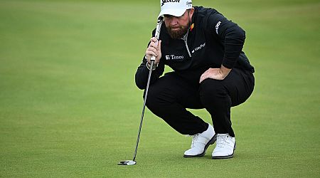 Shane Lowry keeps calm and carries British Open lead at Troon
