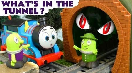 Tunnel Mystery Toy Train Story with Thomas and the Funlings