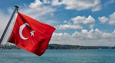 Turkey faces tourist 'boycott' because of new 'visa' entry rule
