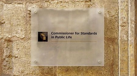Standards Commissioner clears Ministers of abusively handing positions