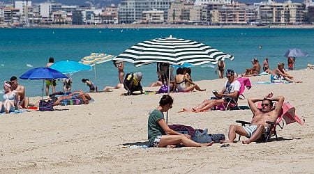 Warnings for Spain and Greece issued as Brits jet off for school holidays