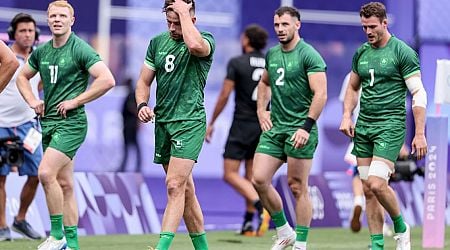 Hugo Keenan puts his hand up as Ireland face up to gold-plated Fiji test