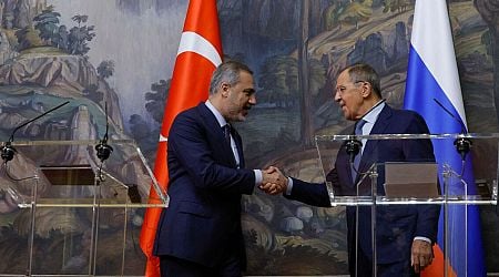 Russia, Turkey FMs meet in Laos, discuss Syria reconciliation efforts