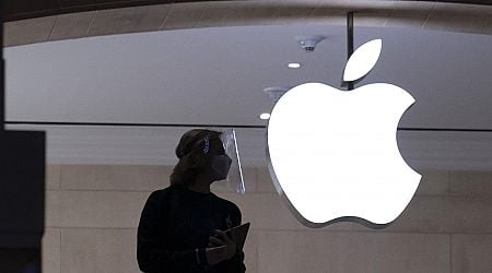 First Union Store Has Deal With Apple