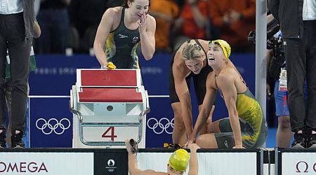 Paris Olympics Roundup: Australia takes early lead against U.S. on Day 1 of swimming