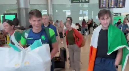 Paul O'Donovan and Fintan McCarthy hitch lift to Cork after returning home with Olympic gold