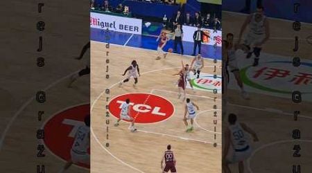 Andrejs Grazulis against 4 Italians in the paint #fiba #basketball #latvia #forward #virtus #bologna