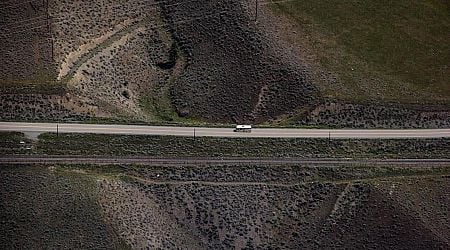 Landslide shuts down Highway 99 between Lillooet and Pemberton, B.C.