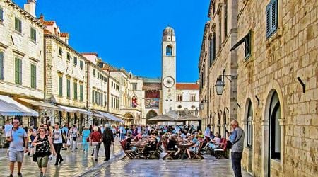 Dubrovnik restaurateurs notice changes in tourist habits