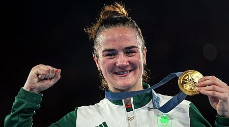 Kellie Harrington praised for "lovely gesture" after Olympic gold medal win