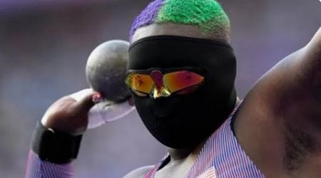 Why does Olympic silver medallist Raven Saunders where a mask for shotput?