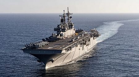 U.S. amphibious assault ship arrives in Busan for replenishment