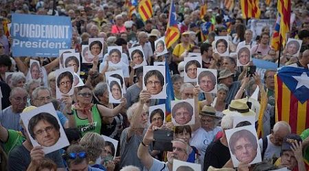 Authorities play blame game as fugitive Catalan leader Puigdemont escapes Spain again