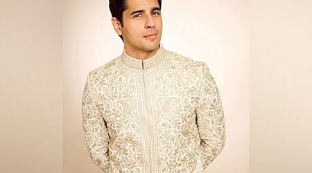 Sidharth Malhotra Stuns as Showstopper for Retro Couture Collection in Delhi