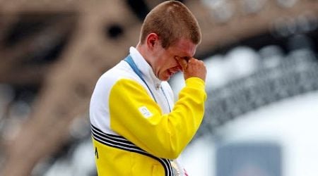 JO PARIS 2024 - Evenepoel en larmes sur le podium... puis Alaphilippe chante la Marseillaise