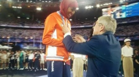 Gold Medals Awarding Ceremony Sifan Hassan Shines at the Closing Ceremony Olympics Paris