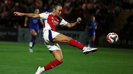 Arsenal 6-0 Rangers: Caitlin Foord nets four as Gunners set up Champions League clash with Rosenborg