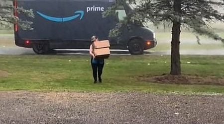 'Bravest Amazon delivery driver ever' finds way to bring packages during tornado