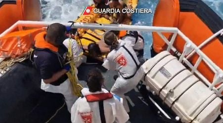 76 migrants reach Lampedusa