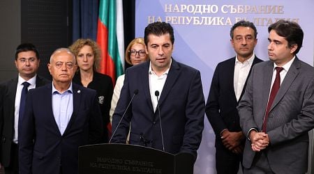 Continue the Change, Democrats for Strong Bulgaria and Yes, Bulgaria Sign Coalition Agreement for October 27 Elections