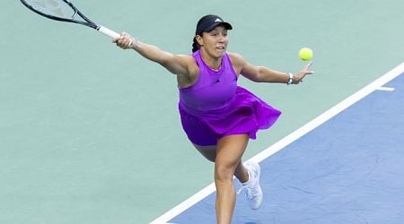 Pegula upsets Swiatek, Sinner cruises into US Open semifinals