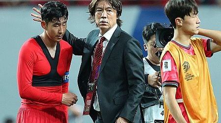 S. Korea coach understands fans' jeers during World Cup qualifier at home