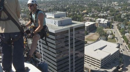 Fearless fundraisers rappel down Kelowna tower for Easter Seals Drop Zone - Okanagan