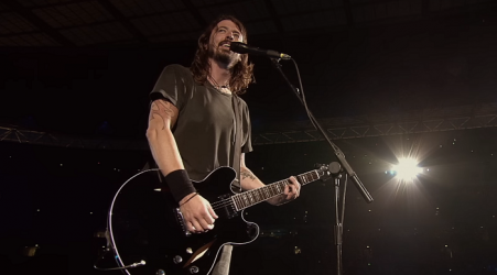 Why Oh Why Can't I Like The Foo Fighters More?