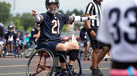 Area man quarterbacking wheelchair Bears to hopeful Super Bowl bid