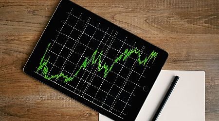 India Overtakes China In Morgan Stanley Emerging Market Index, Could Lead To $4.5 Billion Equities Inflows