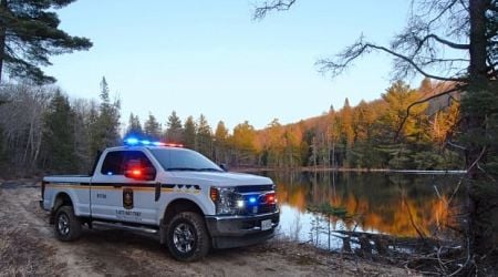 Cochrane, Ont. man fined $1,500 for building a floating residence on a local river