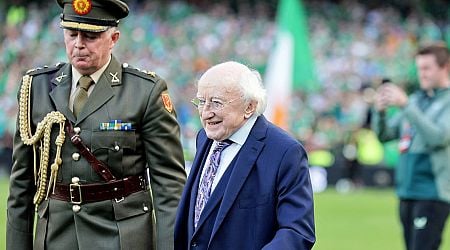 President Michael D Higgins' arrival on to Aviva Stadium pitch delayed by England fan