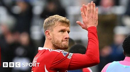 Burnley sign defender Worrall from Forest