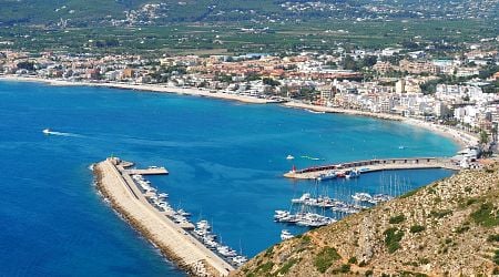 Revealed: The three hottest coastal destinations for foreign property buyers in Spain