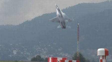 Finnish F/A-18 Hornet Incredible Vertical Take-off at AIRPOWER 2024 [4K]