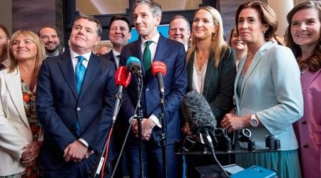 No room at the inn for prying press at Fine Gael think-in as Simon Harris hailed for stable party