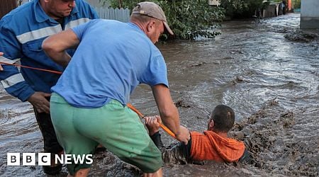 Floods devastate parts of Romania and Czech Republic