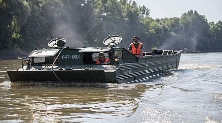 Hungarian Defence Forces contribute 12,000 soldiers, helicopters and volunteers to flood protection