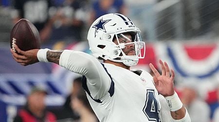 Cowboys' Dak Prescott hits Rico Dowdle for TD vs. Giants