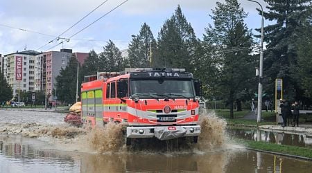 Czech City Awaits The Inevitable As Floodwave Looms