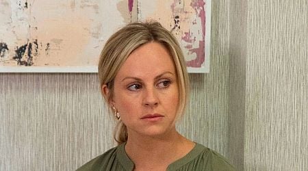 ITV Coronation Street star Tina O'Brien issues 'she doesn't like him' message over Sarah Platt