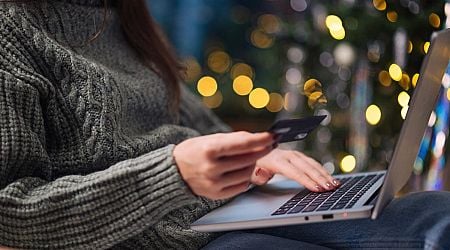 Adobe Forecasts a Record $241 Billion Holiday Shopping Season