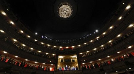 Opera workers announce premiere strike